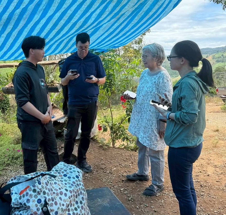 Net2Home Team in Doi Soi Malai