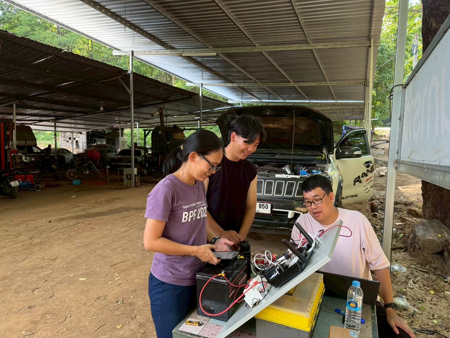 Net2Home Team in Doi Soi Malai